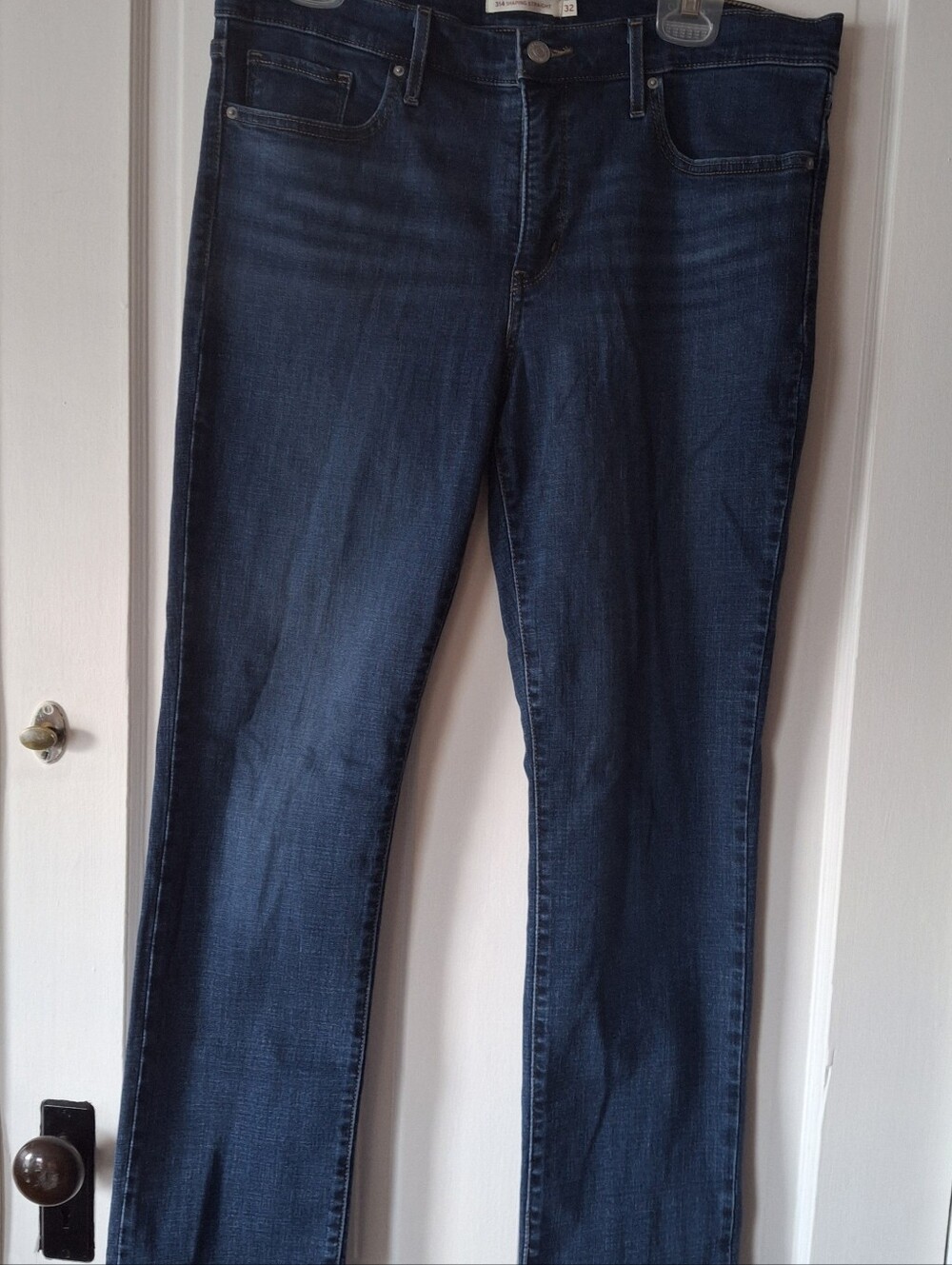 Levis 314 Dark Blue Women’s Straight-Leg Jeans 32